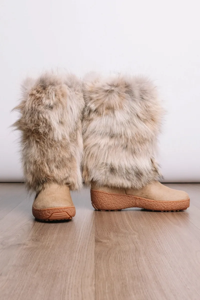 Online Natural Coyote Wool-Lined Fur Boots Women Boots & Handbags